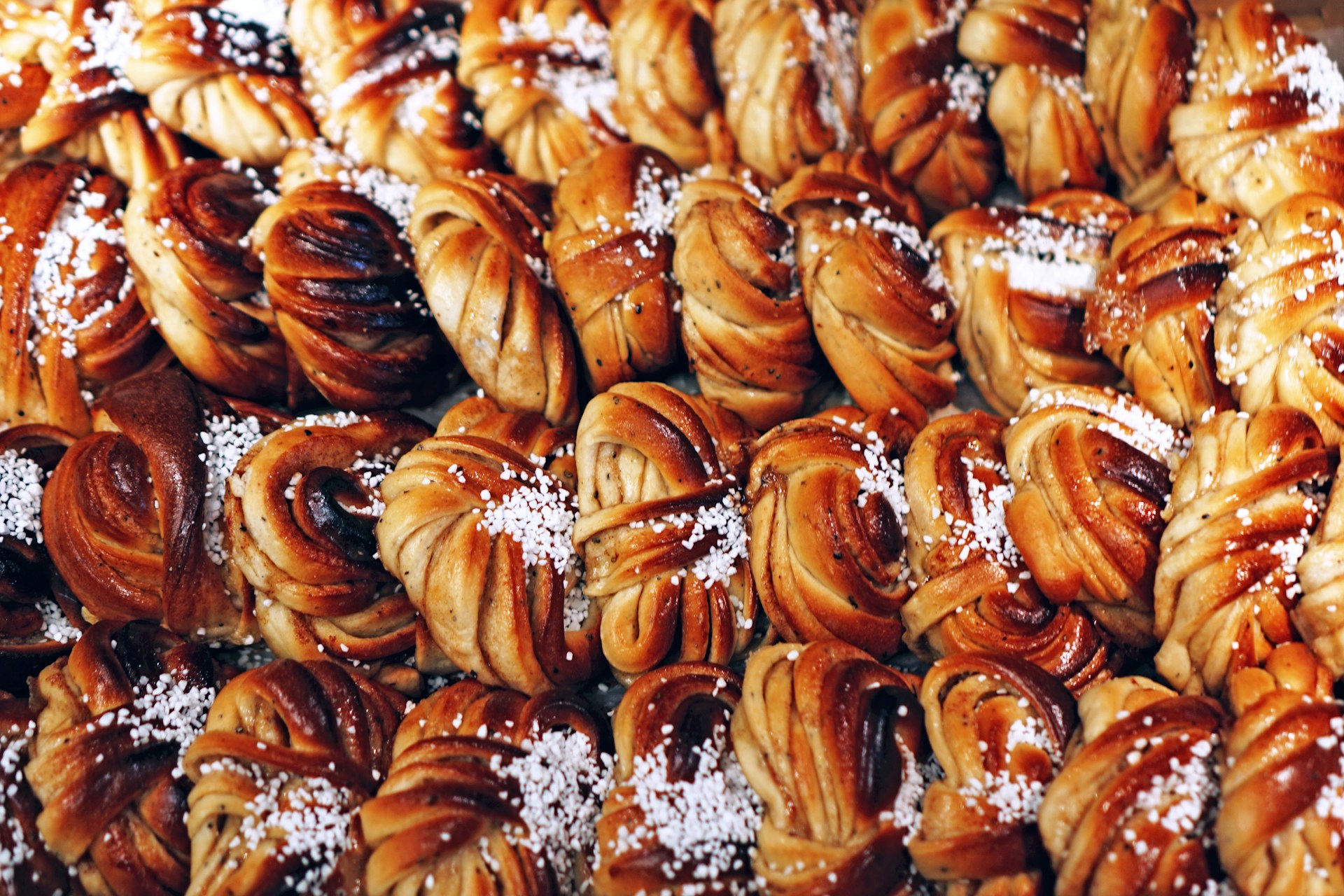 cardamom buns from sweden